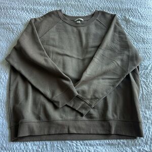 H&M Women's Brown Crew Neck Sweater